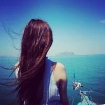 超唯美女生背影
