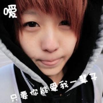 幸福的守护着她