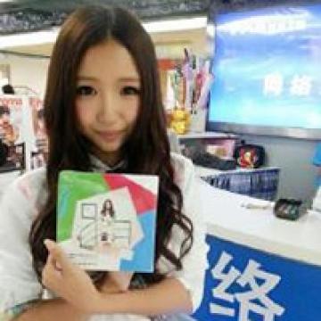 爱唱歌的女孩刘美麟