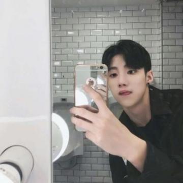 微信男生头像大全帅气有型 爱还是不甘心分得清吗
