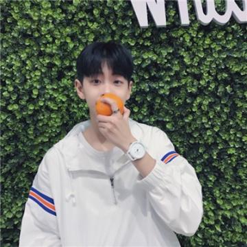 韩系帅哥清爽干净有气质图片 性格很随和脾气却不随