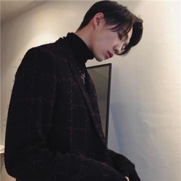 帅气冷漠男生头像高清图片2019情愿错过也不愿过度主动讨好