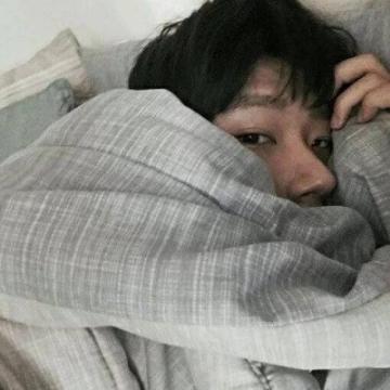 2019最潮qq头像男生霸气超拽 我们都是在夜里崩溃过的俗人