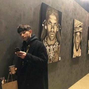 男生微信头像精选个性超拽小丑 2019流行的帅气男生头像