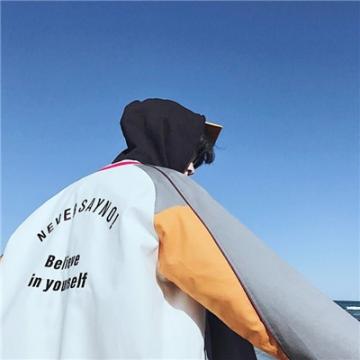 唯美帅气2019小清新背影男生头像 能轻易抢走的东西都是垃圾