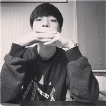 90后男生喜欢的头像设计 你站的方向吹过来的风是暖的