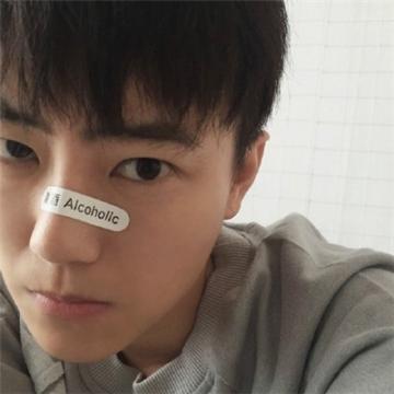 2019最新快手头像男生帅气小哥哥 热门男生帅气图片快手头像
