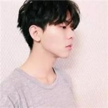 忧郁系的90后男生头像 修行是对自己良心的交待