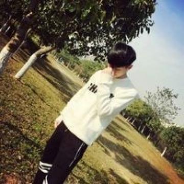 男生头像忧郁系伤感 忘掉你要比爱上你用的时间长吧