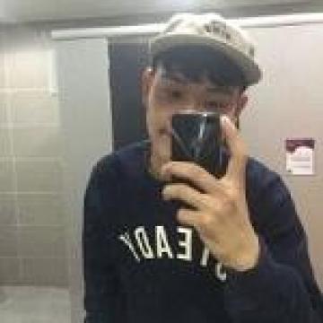 90后比较简单有个性的男生头像 每次牵挂你的人是我