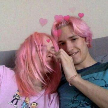高冷情侣头像一男一女超拽 装逼只是瞬间不要脸才是永恒