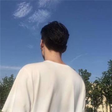 最新情侣微信头像唯美有意境一男一女 独一无二的个性情侣头像两张