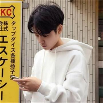 2019qq帅哥头像阳光帅气有个性 人总是各有苦衷且不甘平庸