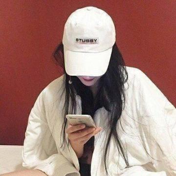 有点伤感带个性的头像唯美画风 不合适的人始终要分开