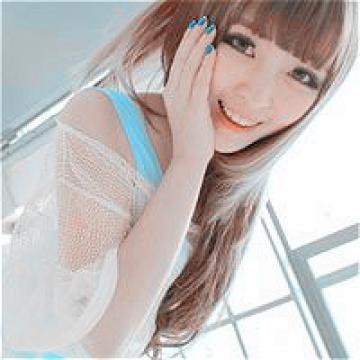 我就是爱情的傀儡_失恋伤感的5月女生QQ头像