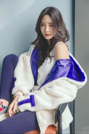 时尚靓丽美女模特唯美生活照