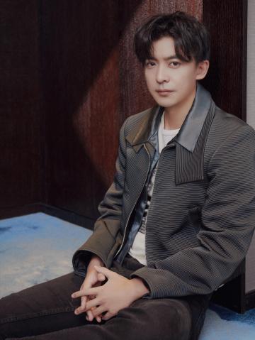 爱情公寓5张伟现实中帅气的一面