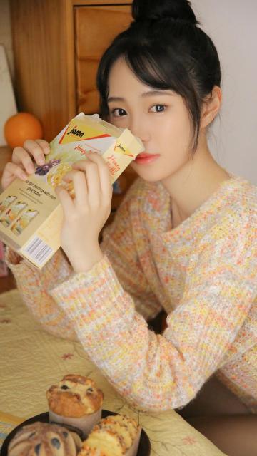 丸子头美女清纯俏皮可爱写真