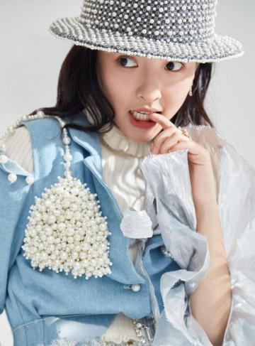 90后演员吴倩可爱写真