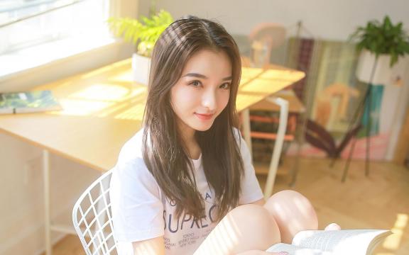 清纯美女披肩长发养眼精致唯美迷人写真