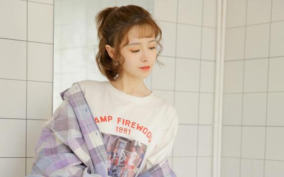 短发美女漂亮脸蛋小清新元气格子衫迷人写真