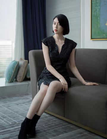 三吉彩花性感知性迷人写真