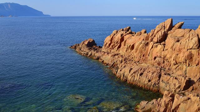 浩瀚养眼的大海风光