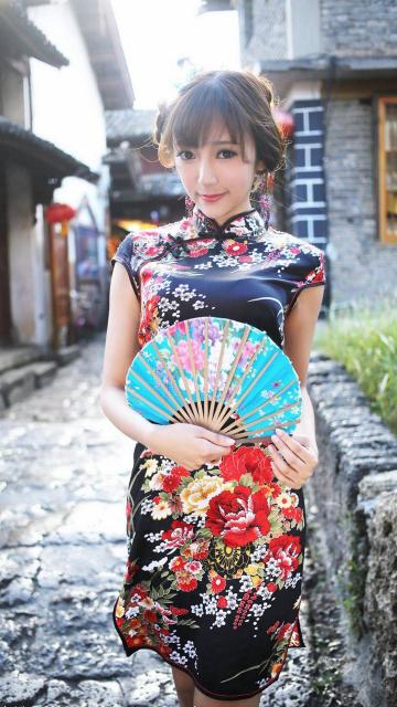 复古优雅的旗袍美女写真
